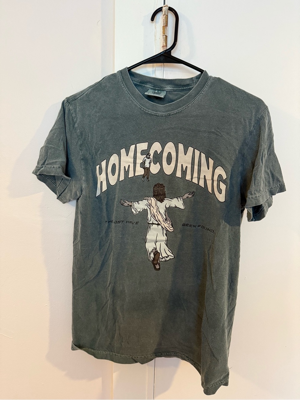 Comfort Colors Men's Homecoming Graphic Tee in Faded Teal
